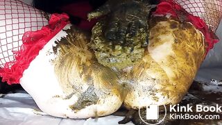 Filled Pussy Both Holes Shit