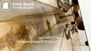 Beautiful girls pee and shit 28