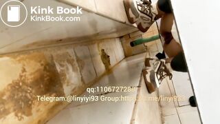 Beautiful girls pee and shit 28