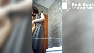 Beautiful girls pee and shit 33