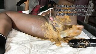 DISGUSTING EBONY SCAT QUEEN