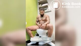 Fredo Shitting