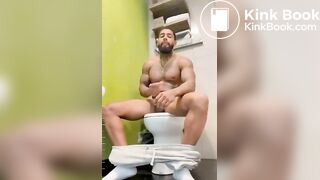 Fredo Shitting