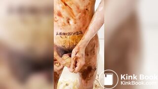 Asian guy's messy masturbation (Part 2)