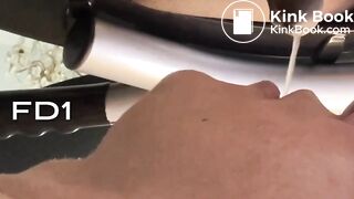 FEEDING UP CLOSE