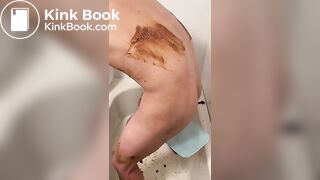 Asian guy's first scat video (Part 3)