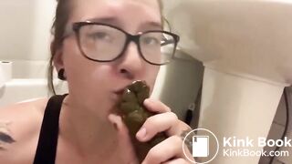 Nerd Sucking and Licking Shit