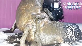 Scat Slag Pushes Shit Out  of  Her Asshole and Cun