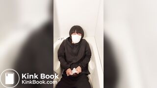 Asian guy's lotion gauze masturbation