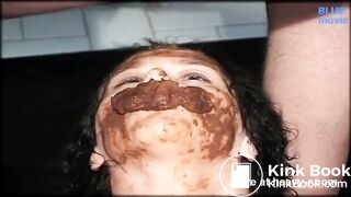 Human Toilet Eats and Smears His Shit on Herself