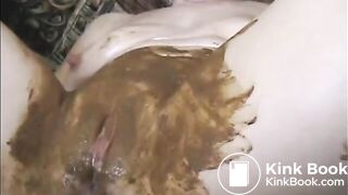 German BBW MILF Covers Her Twat In Runny Shit