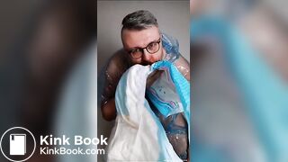 Baby Bear has some shitty diapers