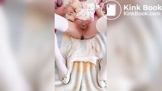 Little poop in my soggy nappy