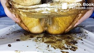 shit smearingGirl