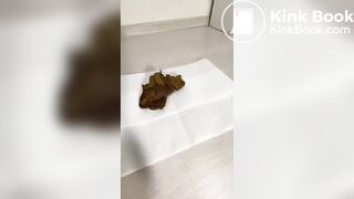 Asian Big Booty Babe with Creamy Pussy Shitting