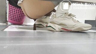 Men's Squat Toilet