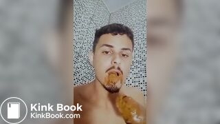 Brazilian twink dirtying his dildo with shit