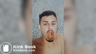 Brazilian twink dirtying his dildo with shit