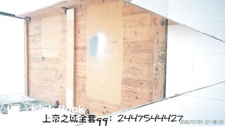 The girl excreted a lot in the toilet 002