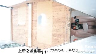 The girl excreted a lot in the toilet 002