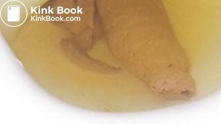 Public bathroom - my poopy bumholio