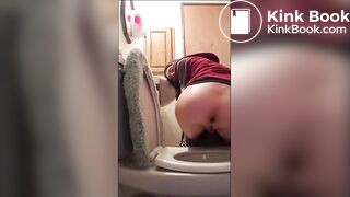 Teen Girlfriend Records Poop for Boyfriend