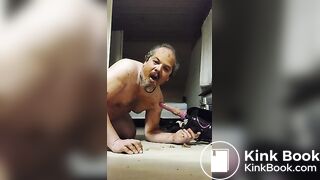 Horny Scat playing 3