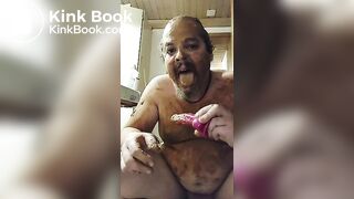 Horny Scat playing 3