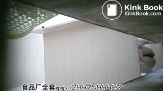 The girl excreted a lot in the toilet 002