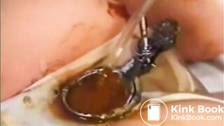 Shiting inside opened japanese Pussy