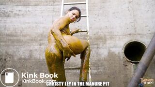 Girls in cowshit sale with up to 40 % discount