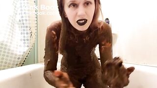 Full covered in shit