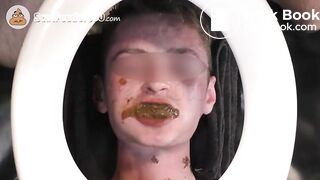 Young toilet eats daddy's shit