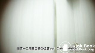 The girl excreted a lot in the toilet 003