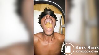 Verbal bear feeds hungry twink