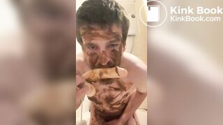 Sucking shitty dildo