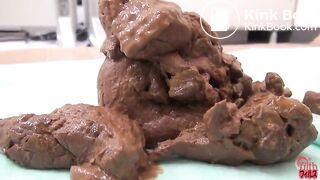 Japanese Girl Drops a Massive Pile of Shit
