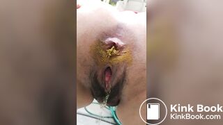 pissing mature and surprise mm