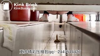 The girl excreted a lot in the toilet 003