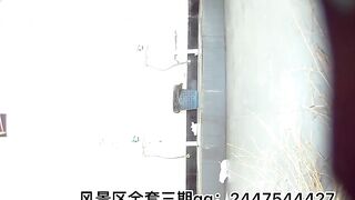 CUTE CHINESE GIRL POOPPIN WITH SMELLY FART