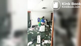 Cara Solta Lula na Mesa do Ministro Alexandre