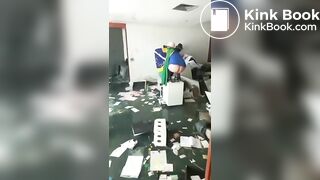 Cara Solta Lula na Mesa do Ministro Alexandre