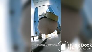 The girl excreted a lot in the toilet 05