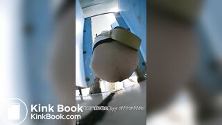 The girl excreted a lot in the toilet 05
