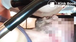 Eating from anonymous feeder