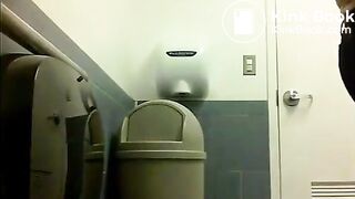 Sexy Milfs looking good