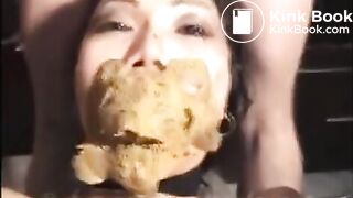 Man Takes Huge Dump in Honey Bee's Mouth