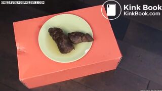 Girl shitting a huge thick turd