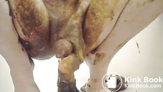 scat in bath tub with twink