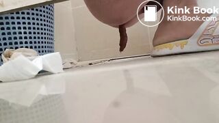 Gent's Squat Toilet